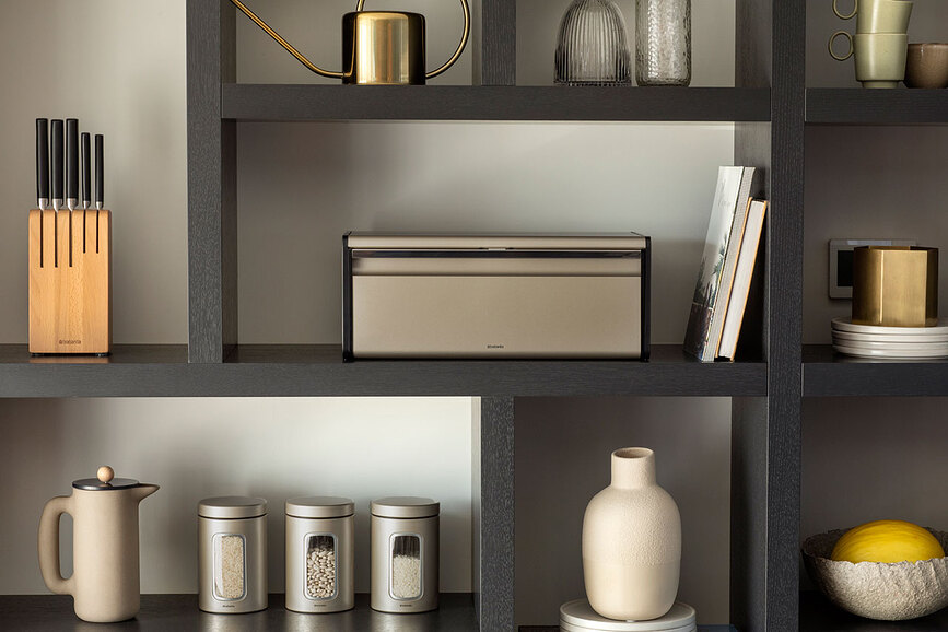 Brabantia Ψωμιέρα ορθογώνια, ματ ατσάλι, Αντι-δακτυλικά αποτυπώματα