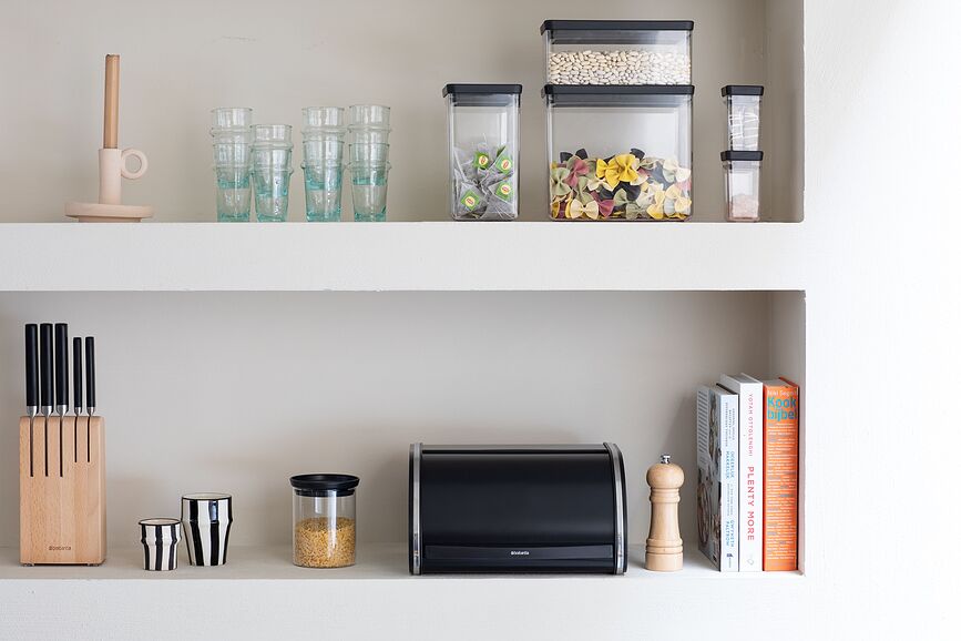 Brabantia Ψωμιέρα μικρή, λευκή, με ασημένιες λεπτομέρειες