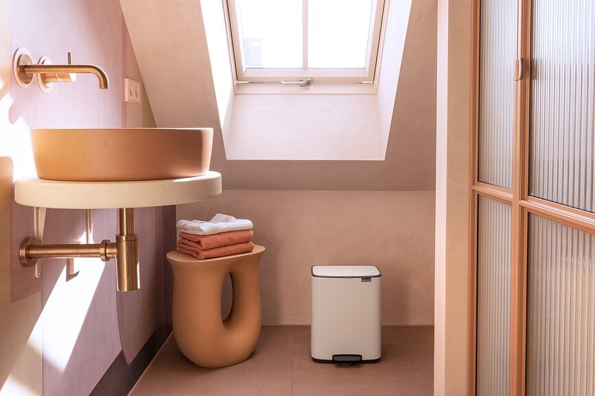 Cubo de Basura con pedal Bo, 12 L, blanco