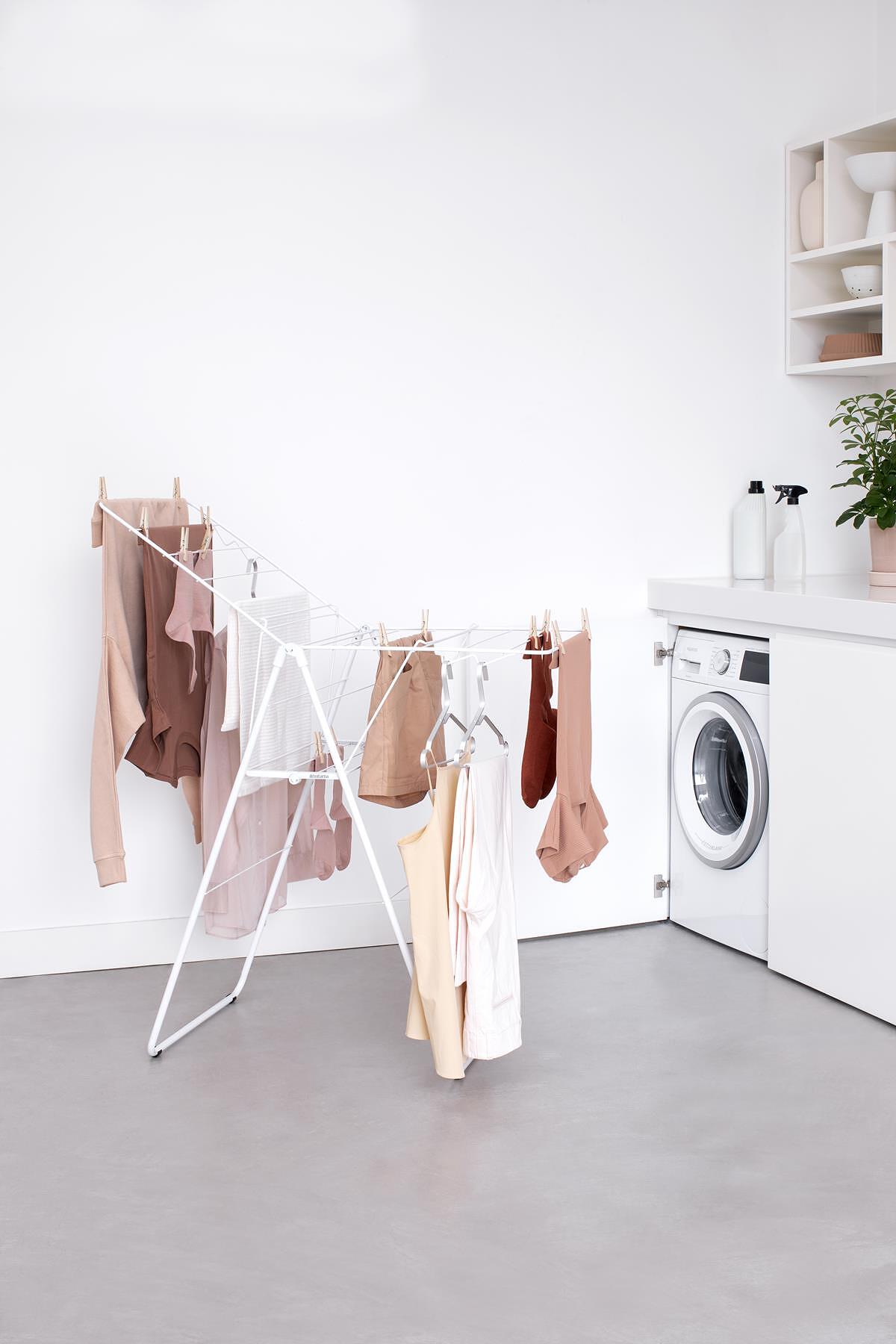 HangOn Clothes Drying Rack