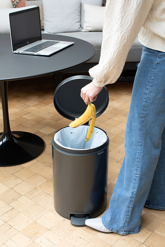 NewIcon Κάδος Απορριμμάτων με πεντάλ, 20 L, σκούρος πράσινος