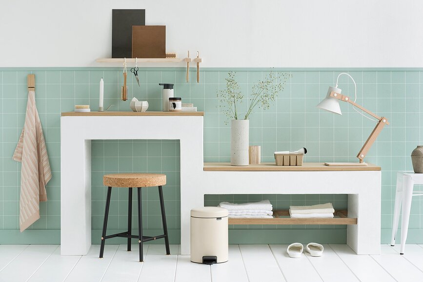 NewIcon Κάδος Απορριμμάτων με Πεντάλ, 5 L, ανοιχτό μπεζ