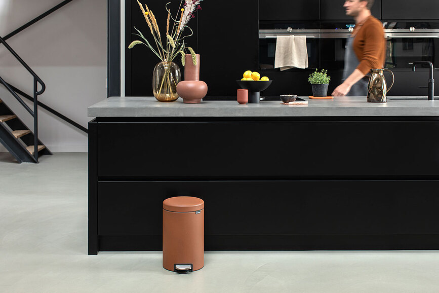 NewIcon Poubelle à pédale, 12 L, champagne