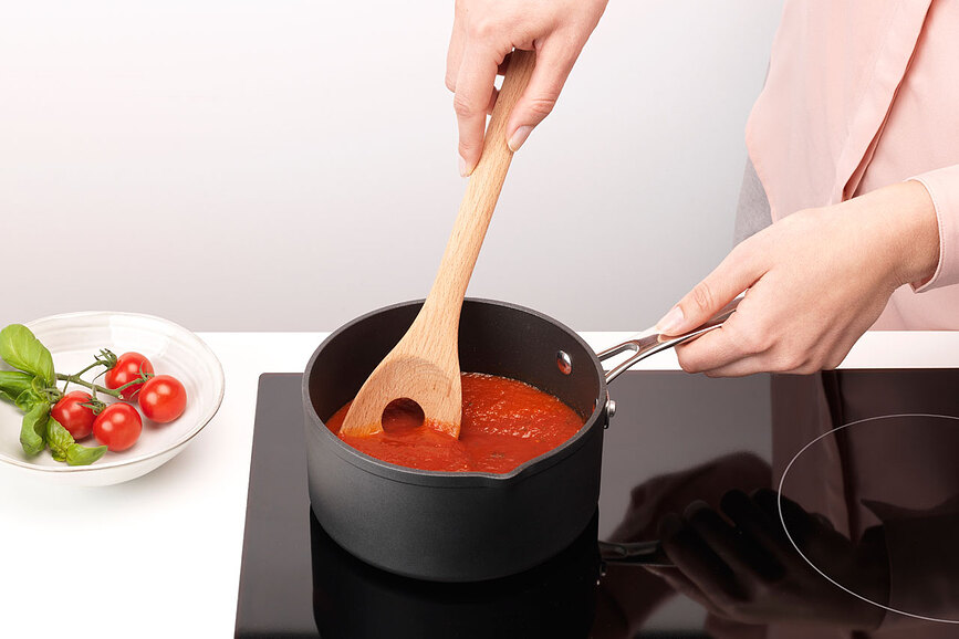 Profile 2.0 Lopatica z luknjo, lesena