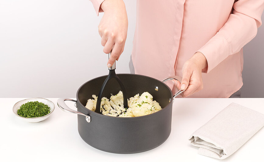 Profile 2.0 Tlačilka za krompir, z neprijemljivim premazom