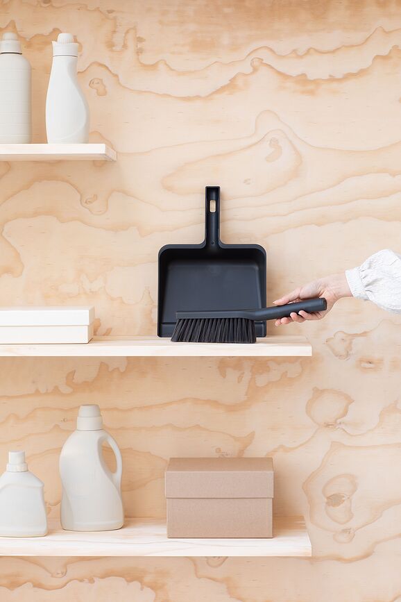 Sink Side Metlica i Lopatica tamnosiva