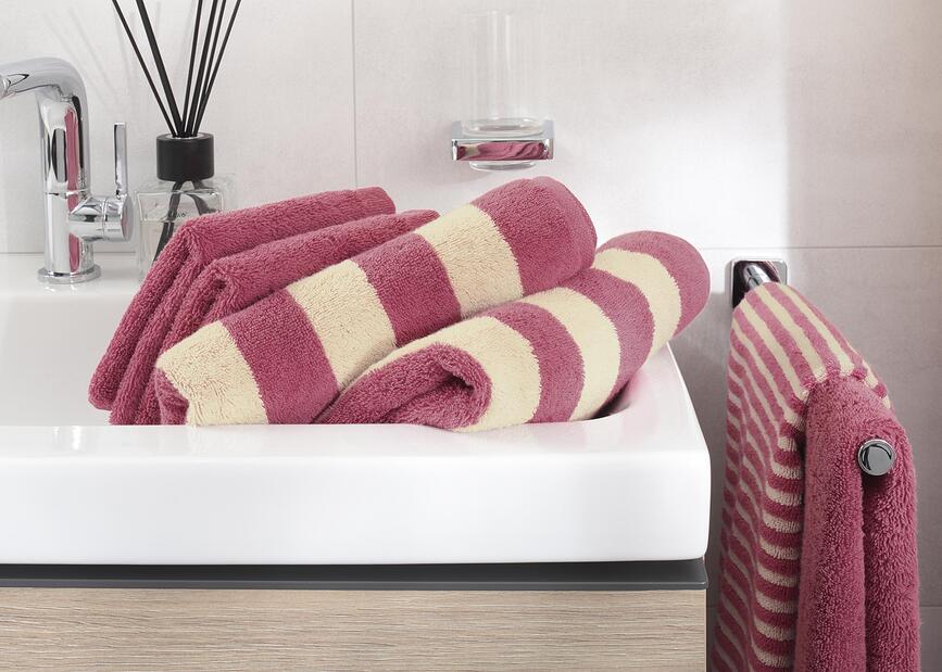 Lines Serviette de Bain 80 x 150 cm, verte