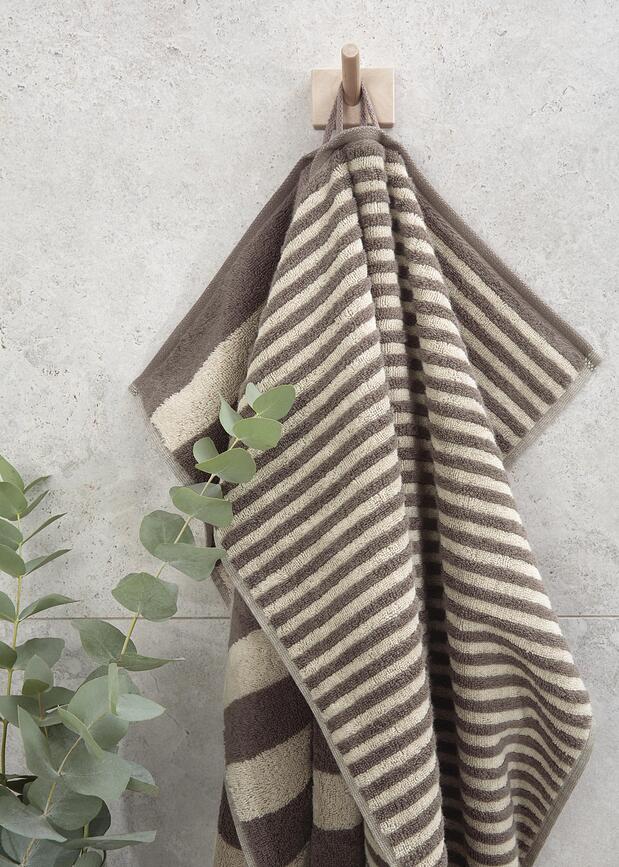 Toalla rayada Lines, 50 x 100 cm, verde