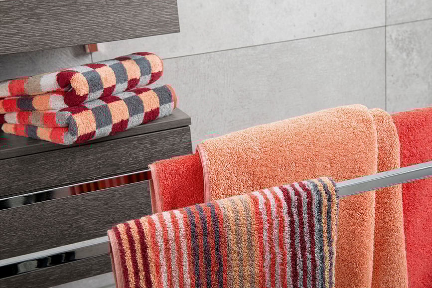 Toalla Unique, diseño de damero, 70 x 140 cm, antracita