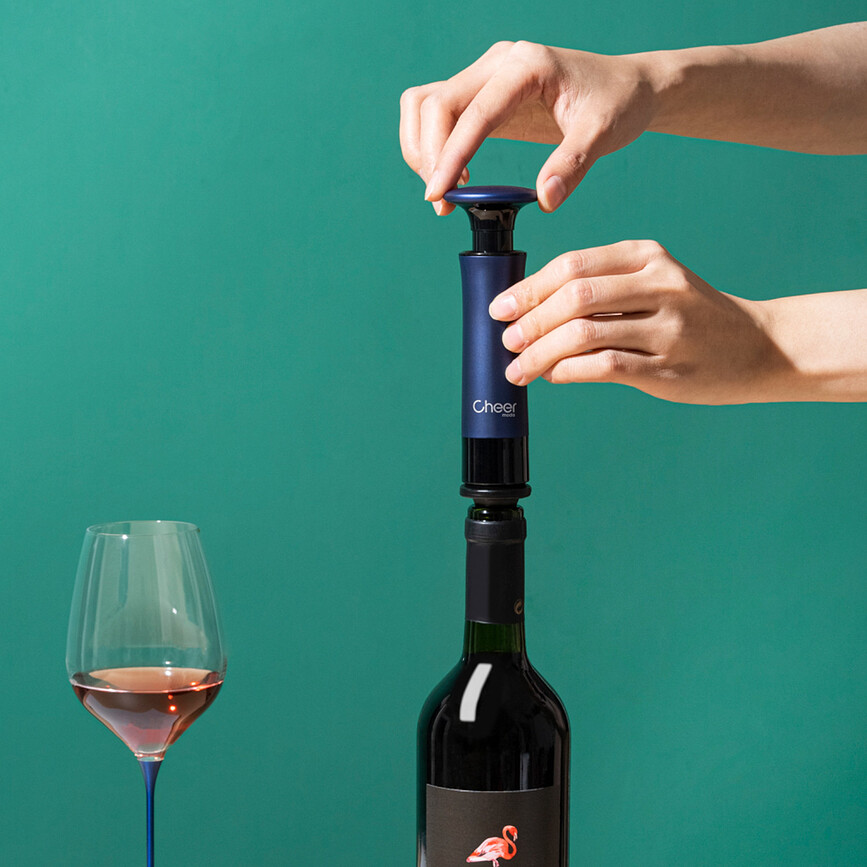 Bomba de Vacío para Vino Treeplet, con tapones, roja, Set de 5 piezas