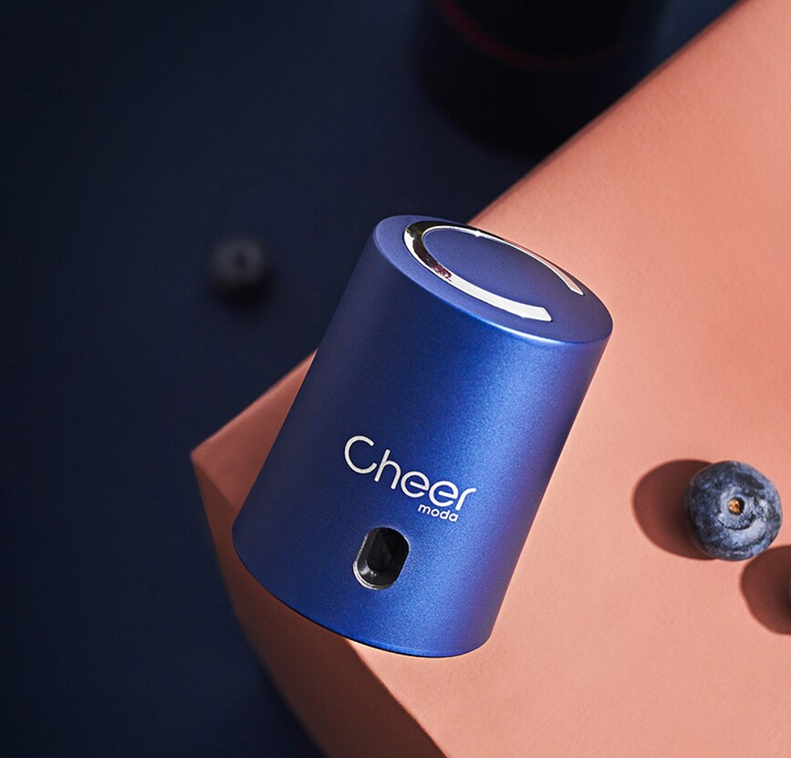 Cabin Zamašek vakuumski za vino, rdeč