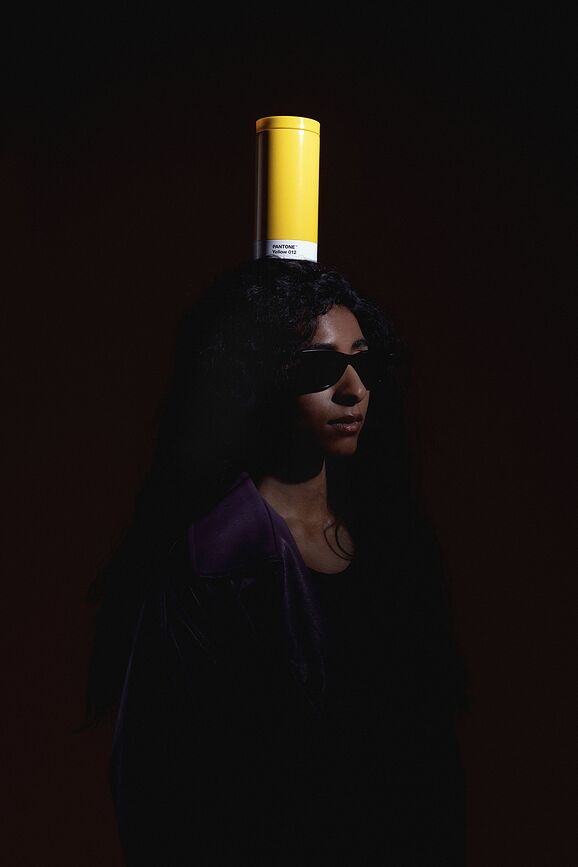 Pantone Potovalna skodelica, 430 ml, črna