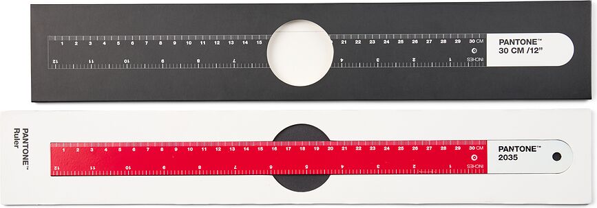 Pantone Ravnilo
