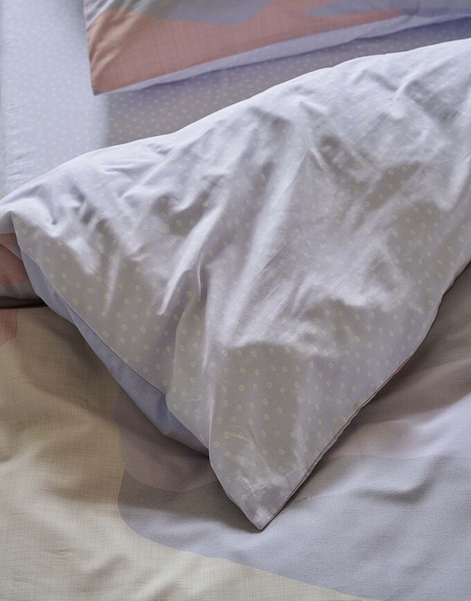 Hug It Out Posteljina 155x220 cm jastučnica 80x80 cm