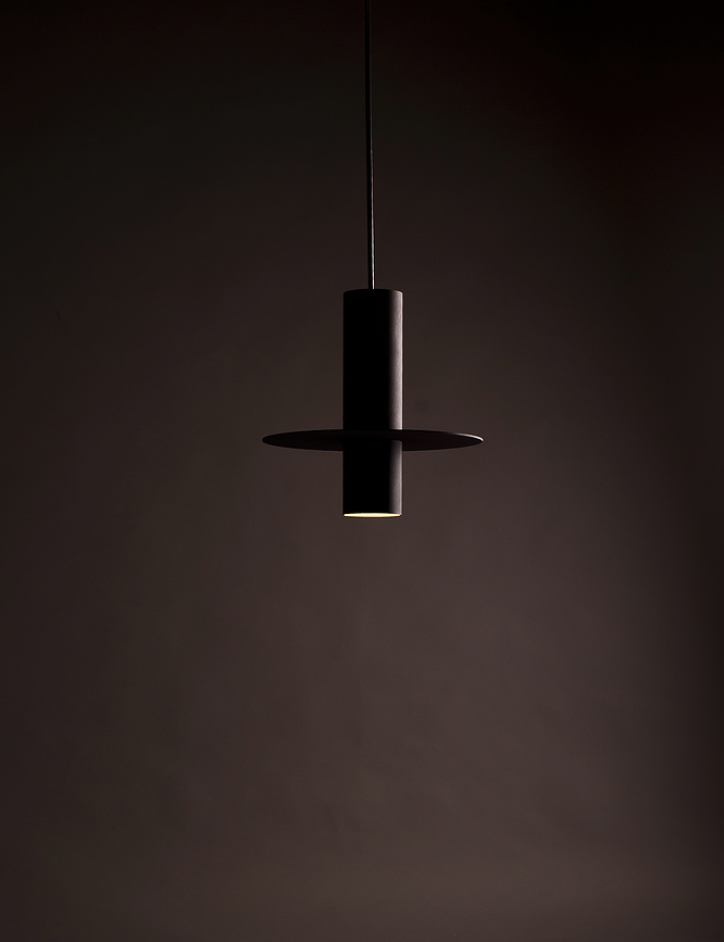 Kreis Lampa viseća siva