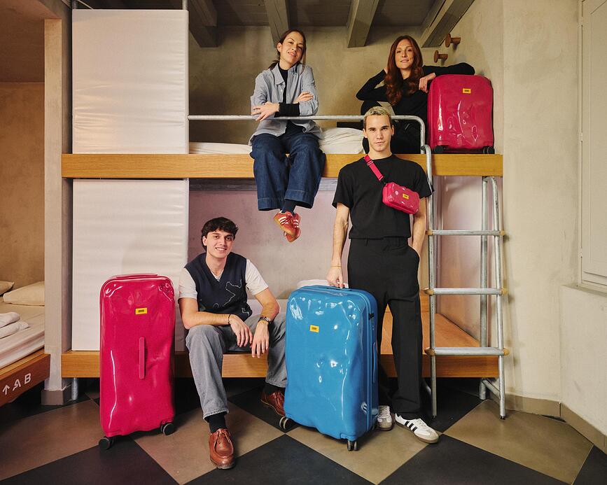 Icon Tone on Tone Potovalni kovček, kabinski, rumen