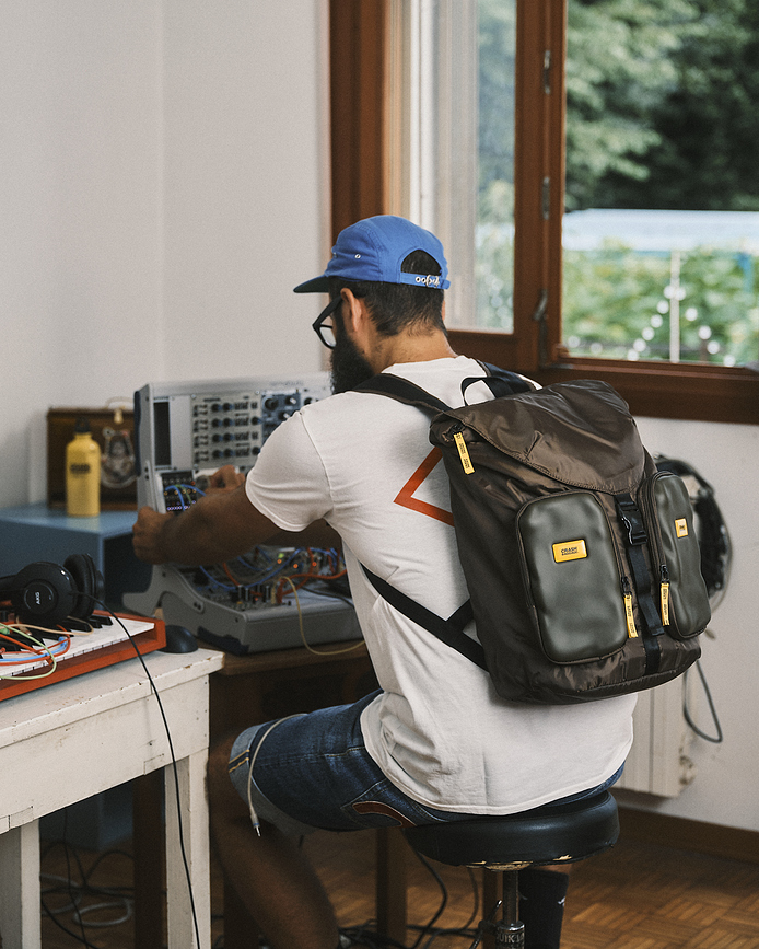 Mochila Crash Not Crash, 42 x 27 cm, negra