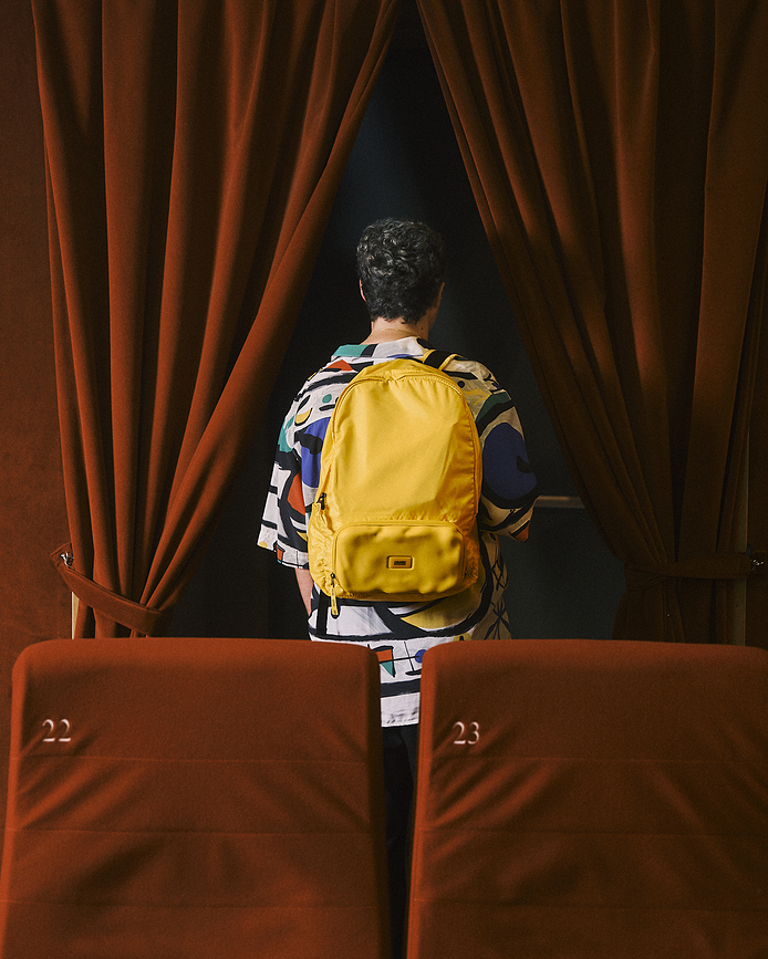 Mochila Crash Not Crash, 44 x 31 cm, negra