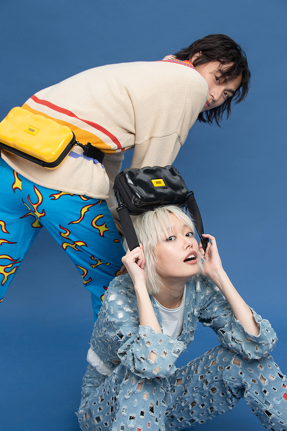 Neceser Maxi Icon, negro, con correa de hombro