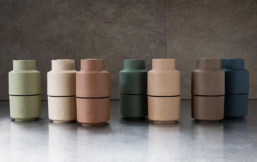 Billund Mlinček za sol ali poper, curry