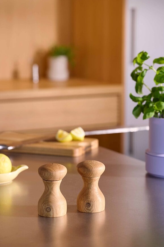 Lyon Mlinčka za sol in poper ali začimbe, naraven hrast, 2 kosa