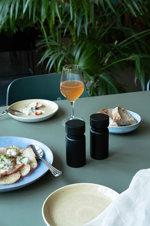 Molinos de sal y pimienta Helsinki, madera de roble natural, 11 cm, Pack de 2