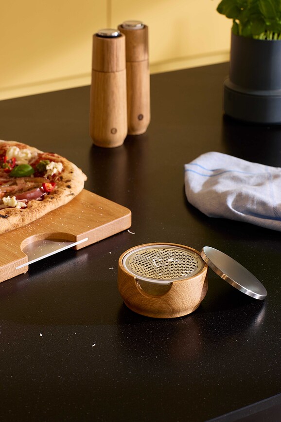 Rallador fino con recipiente Champagne, de roble natural