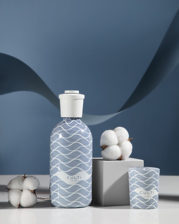 Culti Onde Di Tessuto Dišeča sveča, 270 g