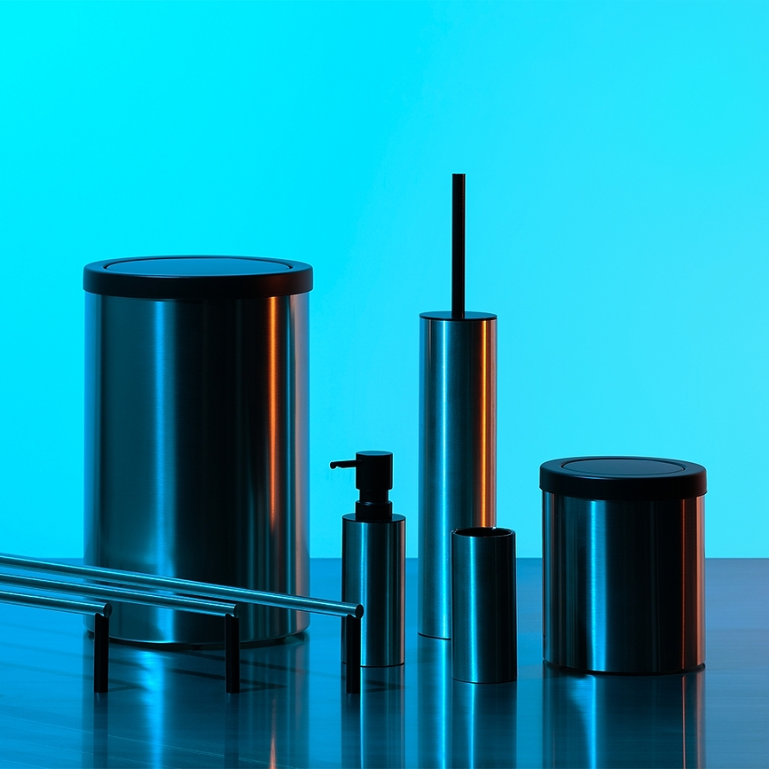 Dosificador de Jabón de acero mate Mikado, negro