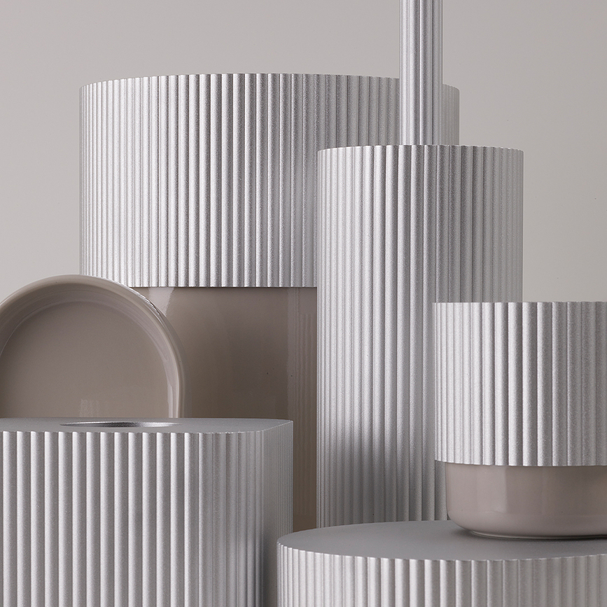 Of Line Βούρτσα Τουαλέτας, ασημί, με κρεμ βάση