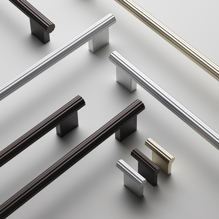 Of Line Ράγα πετσετών, 80 cm, ασημί