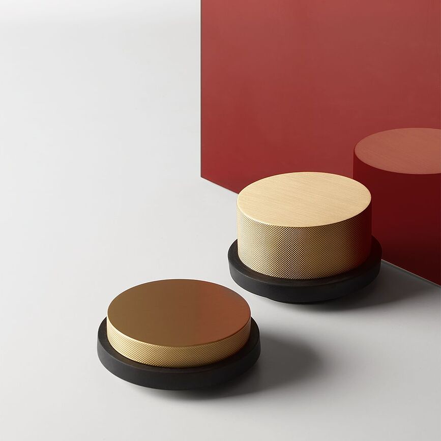 Tope de Puerta cromado Club L