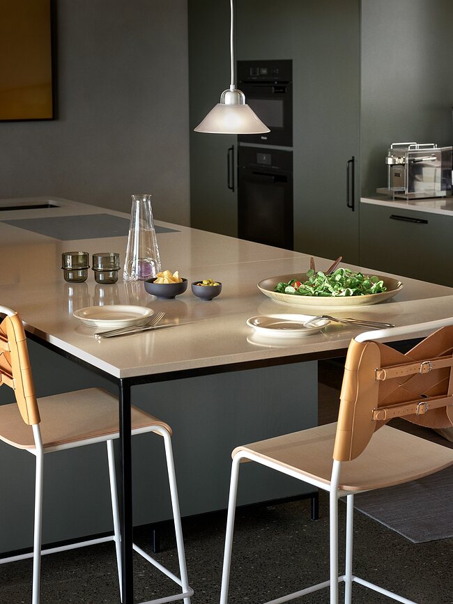 Fia Καράφα για νερό, 1 L, μαύρη