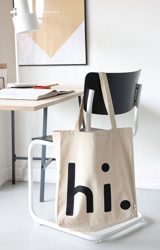 Bolsa multiusos Design Letters Hi, beige y coral