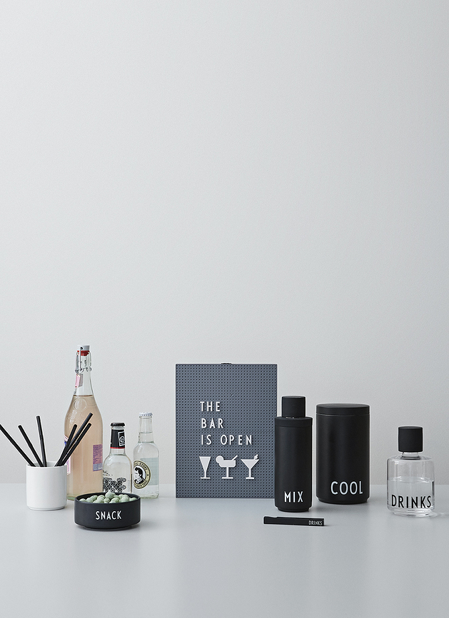 Enfriador de vino Design Letters COOL, negro