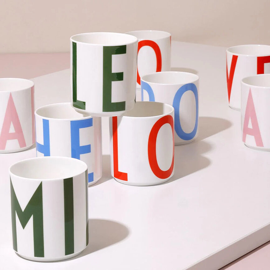 Skodelica Vintage ABC Hero, belo-modra