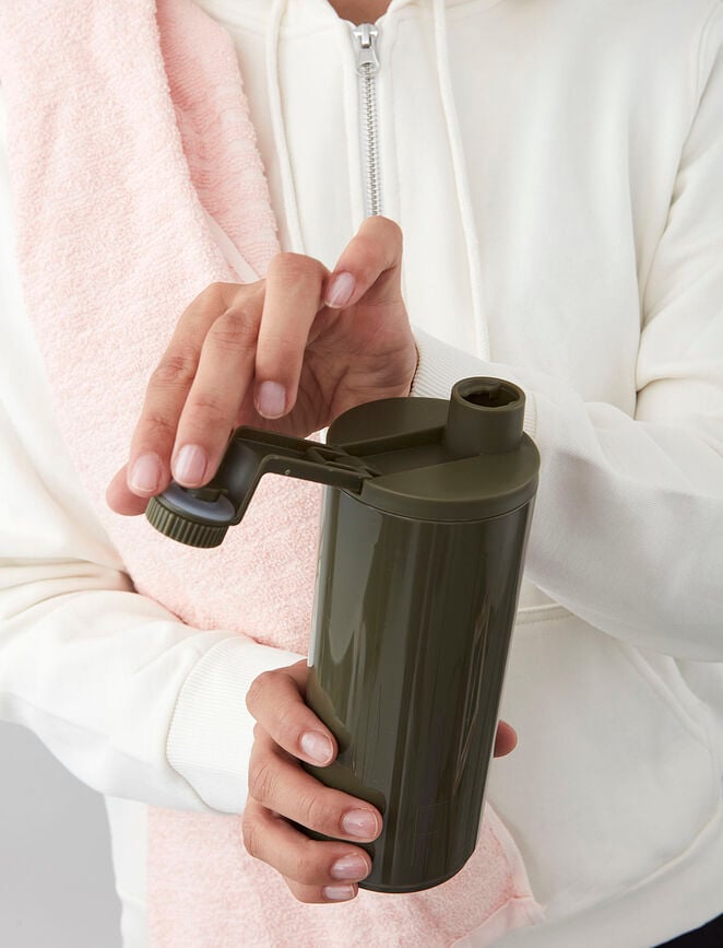 To Go Shaker 500 ml maslinasti