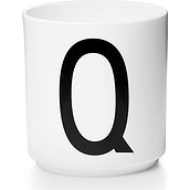 Kubek porcelanowy AJ litera Q