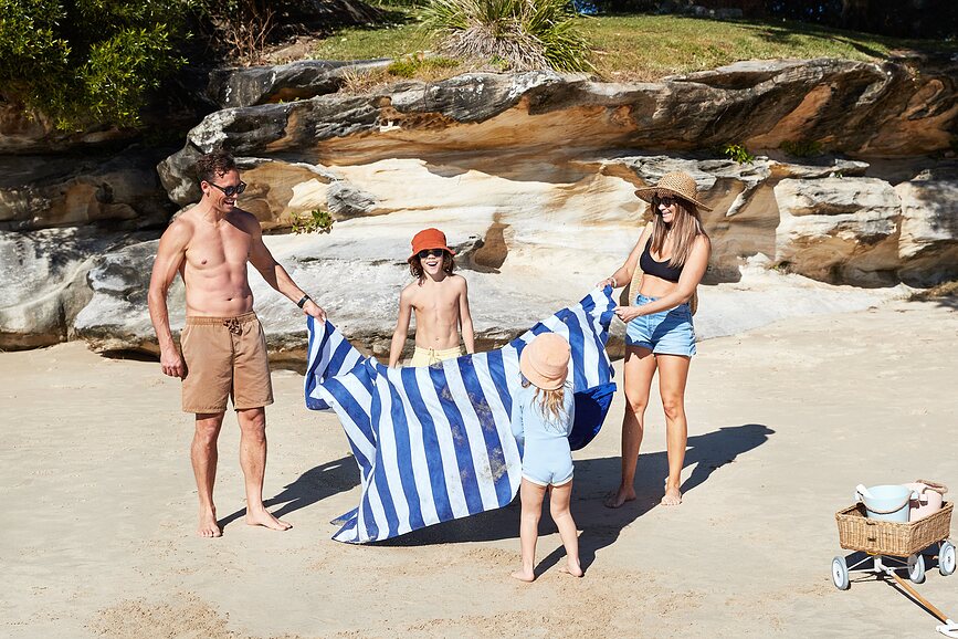 Dock & Bay Piknik odeja, 170 x 240 cm, mornarsko modra