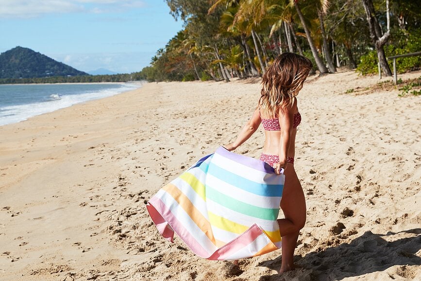 Dock & Bay Ručnik za plažu brzosušeći 90 x 200 cm mornarskoplavi