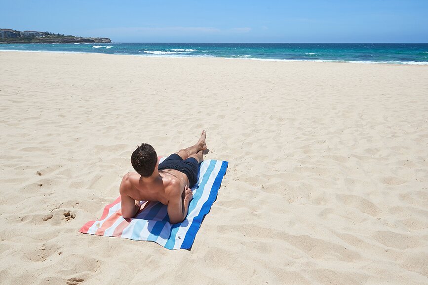 Dock & Bay Serviette de Plage séchage rapide, 90 x 200 cm, bleu marine