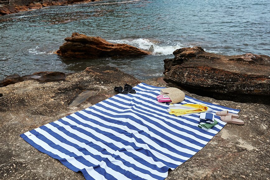 Manta de picnic Dock & Bay, 170 x 240 cm, azul marino