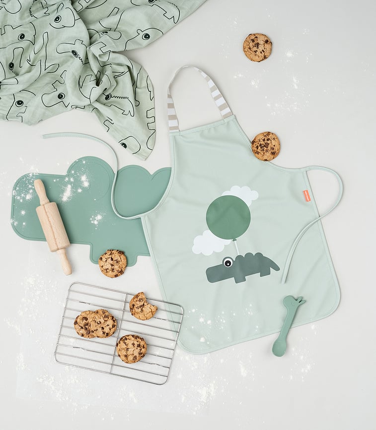 Babero impermeable Happy Clouds, rosa