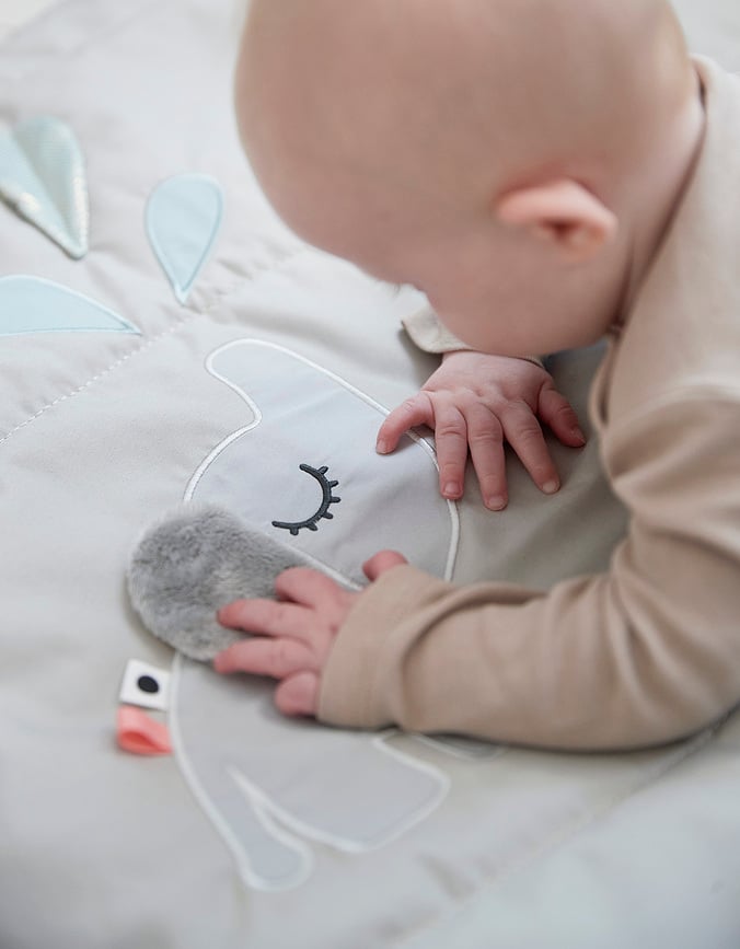 Manta Sensorial Dear Friends, beige