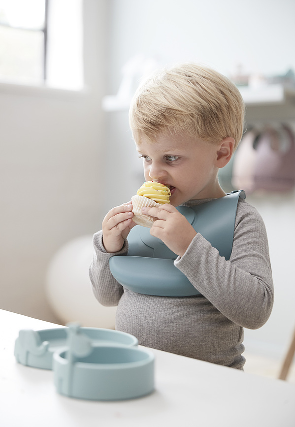 Peekaboo Elphee Podbradnjaci s džepom silikonski plavi 2 kom.