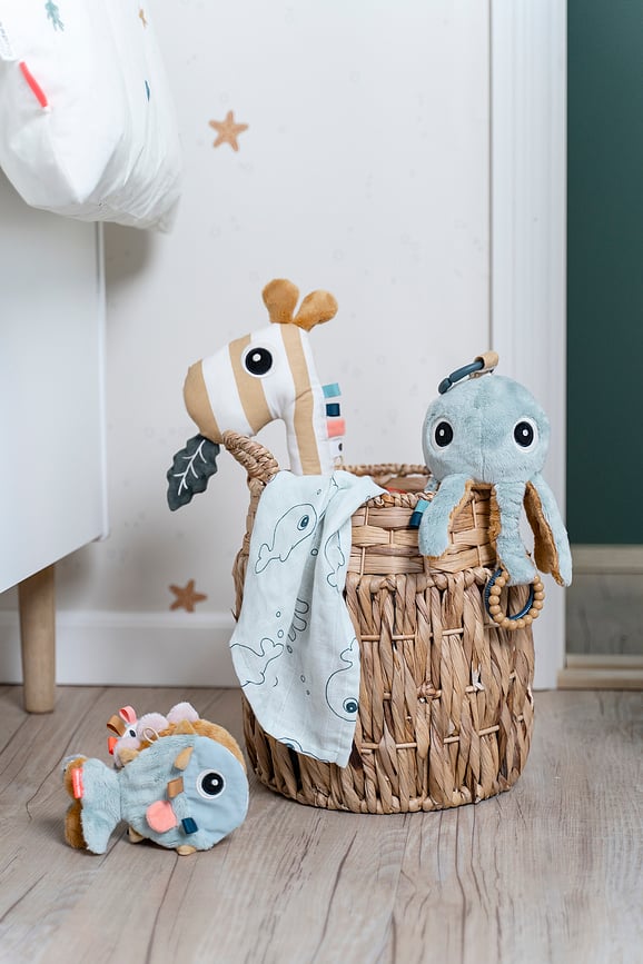 Peluche Raffi, con espejo