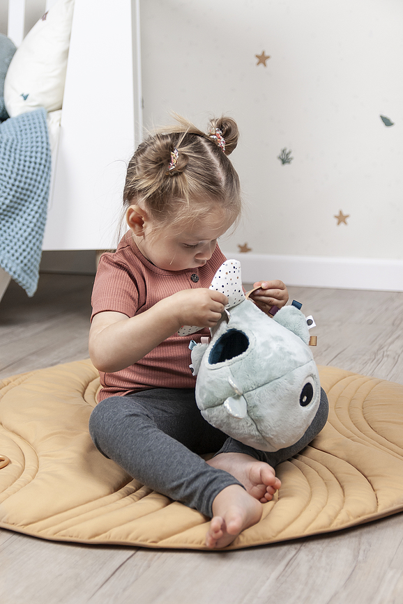 Sea Wally Interaktivna igrača kit, 4 kosi