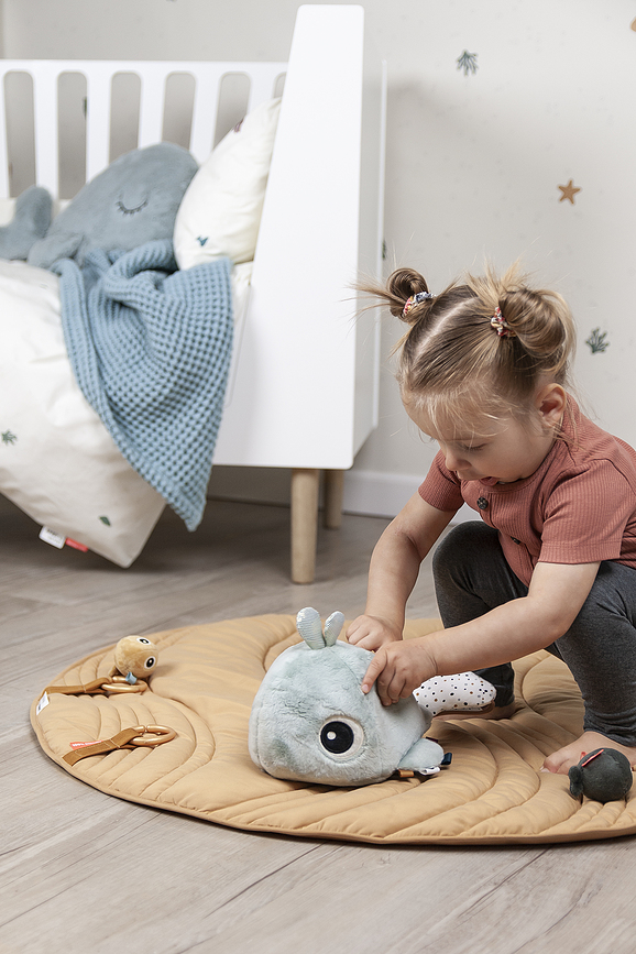 Sea Wally Interaktivna igrača kit, 4 kosi