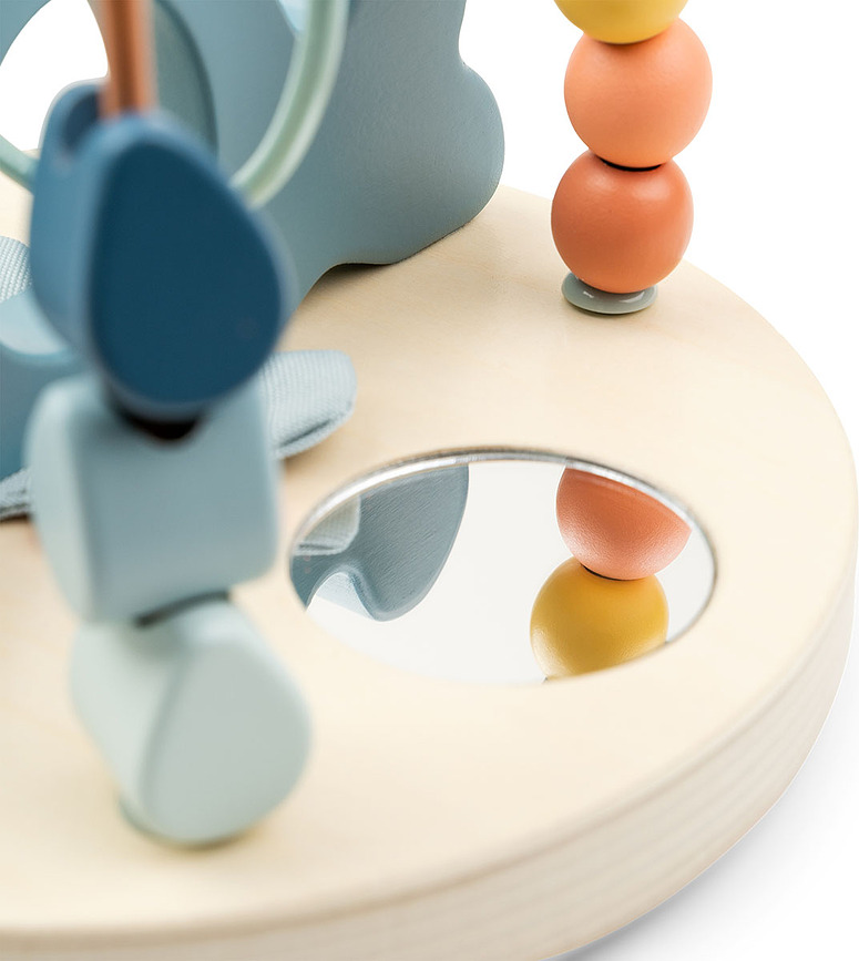 Wally Labirint Igrača, lesen