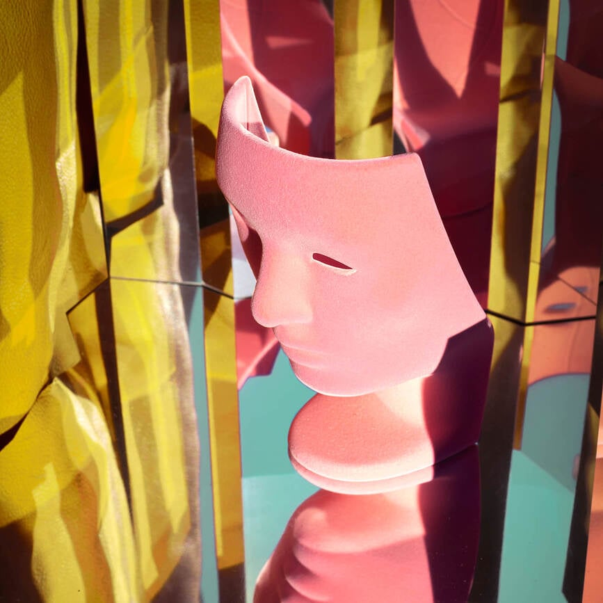 Miniatura de terciopelo Nemo, roja